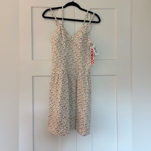 Fiorucci Women’s White Floral Short Sundress Dress Size 42 NWT
